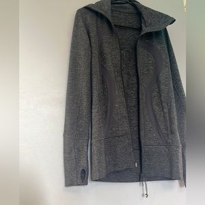 Lulu Lemon define jacket